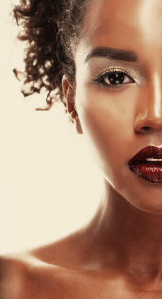 Cheschhh Plakát, Obraz - attractive african american woman closeup portrait, Cheschhh, 22.2 × 40 cm
