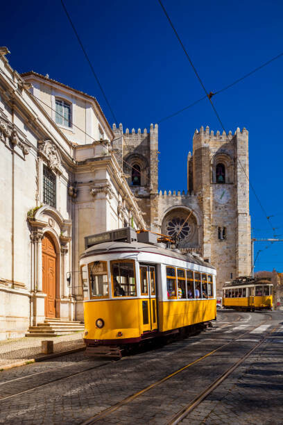 Jorg Greuel Plakát, Obraz - Lisbon trams, Jorg Greuel, 26.7 × 40 cm