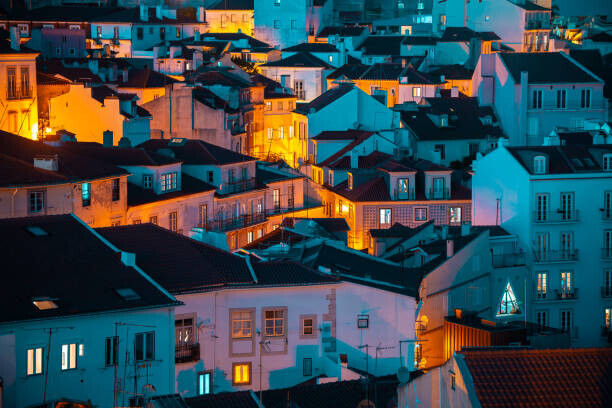 Chanachai Panichpattanakij Plakát, Obraz - Density of row houses in Lisbon old town, Chanachai Panichpattanakij, 40 × 26.7 cm