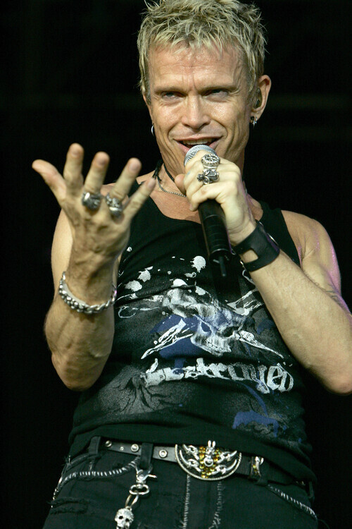 Nigel Crane Plakát, Obraz - Photo of Steve STEVENS and Billy IDOL, 26.7 × 40 cm