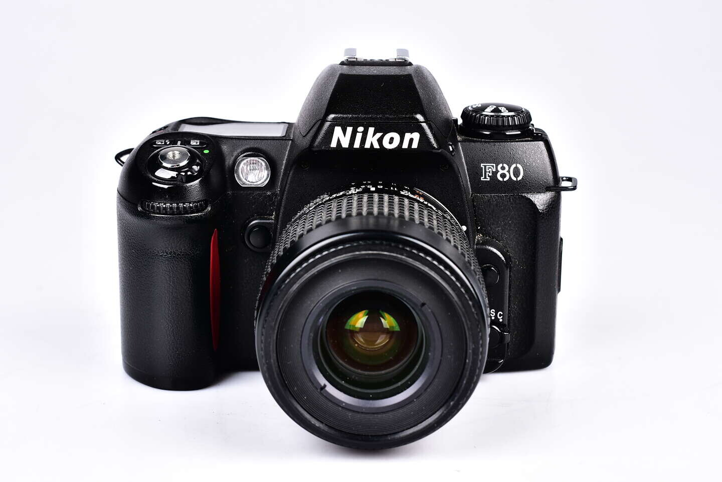 Nikon F80 + 35-80 mm bazar
