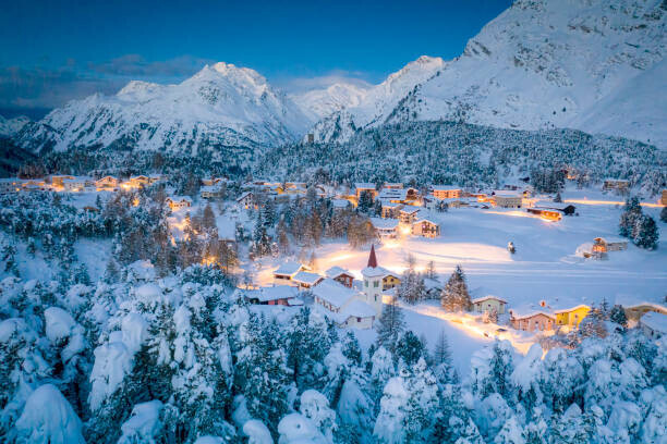 Roberto Moiola / Sysaworld Plakát, Obraz - Dusk on snowy woods and Chiesa Bianca, Switzerland, Roberto Moiola / Sysaworld, 40 × 26.7 cm