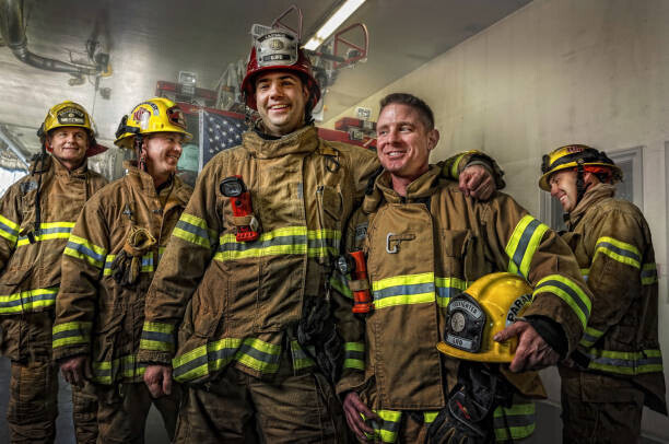 Ken Redding Plakát, Obraz - Fire Fighters, Ken Redding, 40 × 26.7 cm