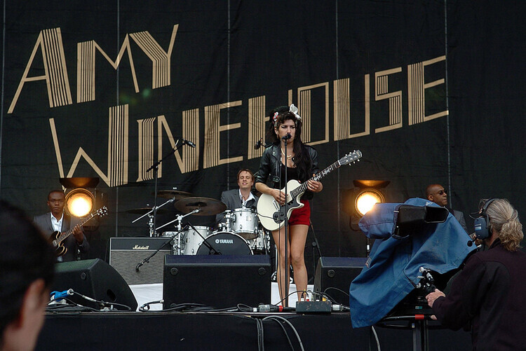 Richard Scott - PA Images Plakát, Obraz - Amy Winehouse, 40 × 26.7 cm