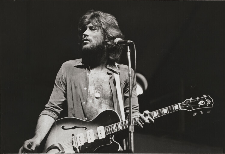 LGI Stock Plakát, Obraz - Barry Gibb of the Bee Gees, 40 × 26.7 cm