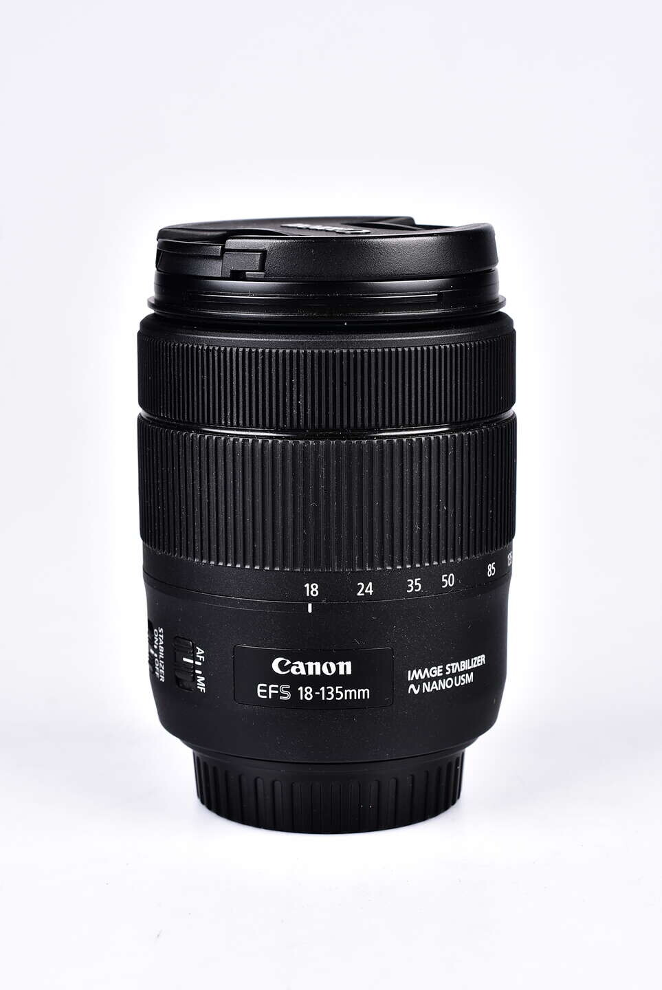 Canon EF-S 18-135 mm IS USM bazar