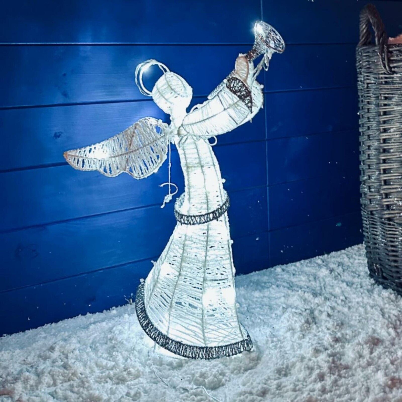 DecoLED Světelný anděl 50cm, ledově bílý