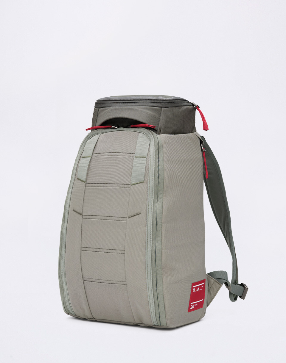Db Hugger Backpack 20L Basil Green
