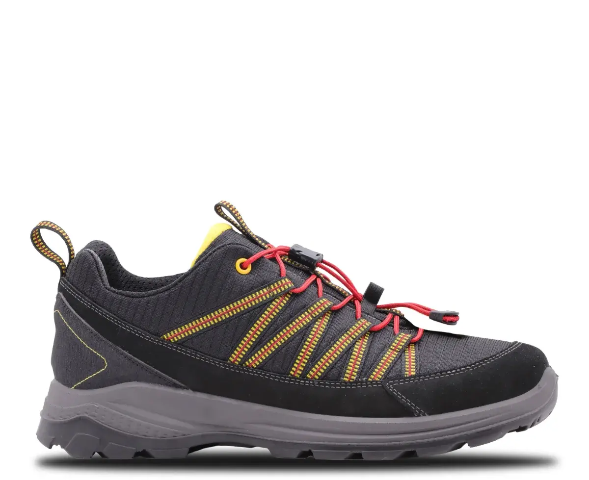CASPER Black Low 36