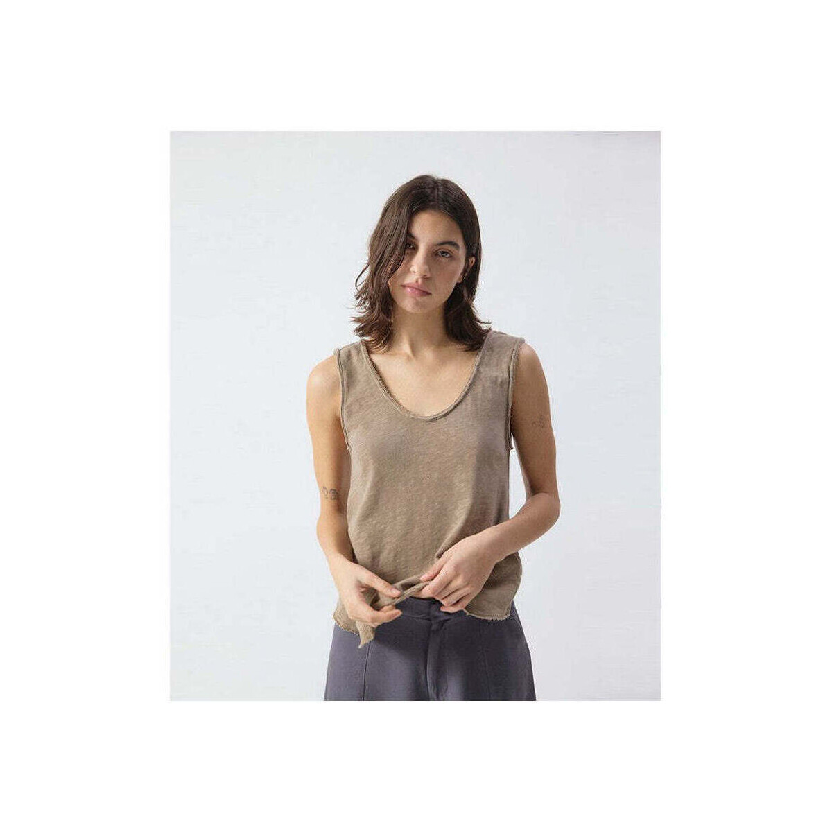 American Vintage  Sonoma Tshirt Graines  ruznobarevne