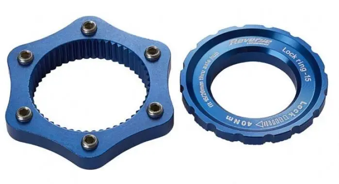 Reverse Adaptér kotouče diskové brzdy centerlock/6-otv. modrý
