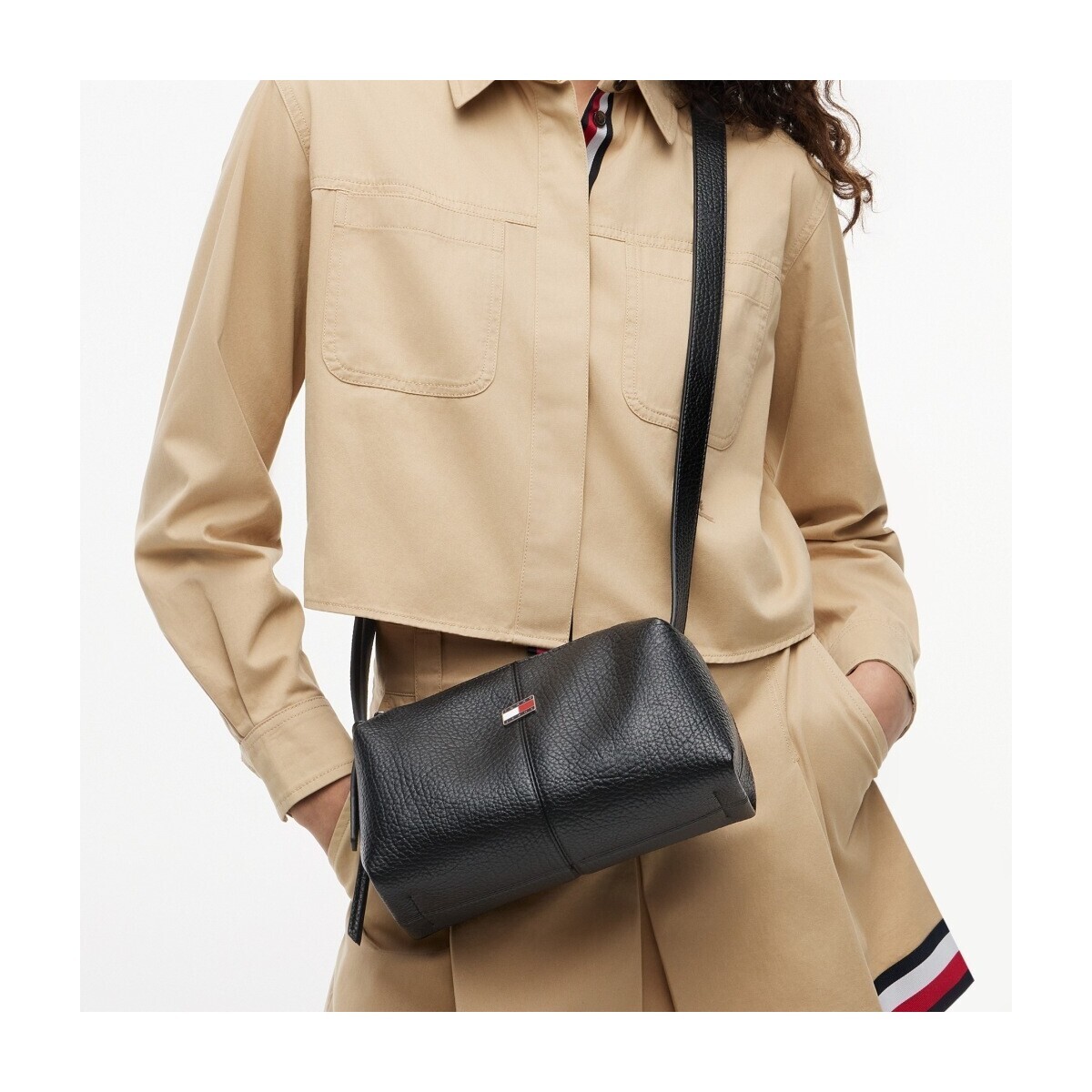 Tommy Jeans  Aw0aw18775 Tjw Slouchy City  Černá