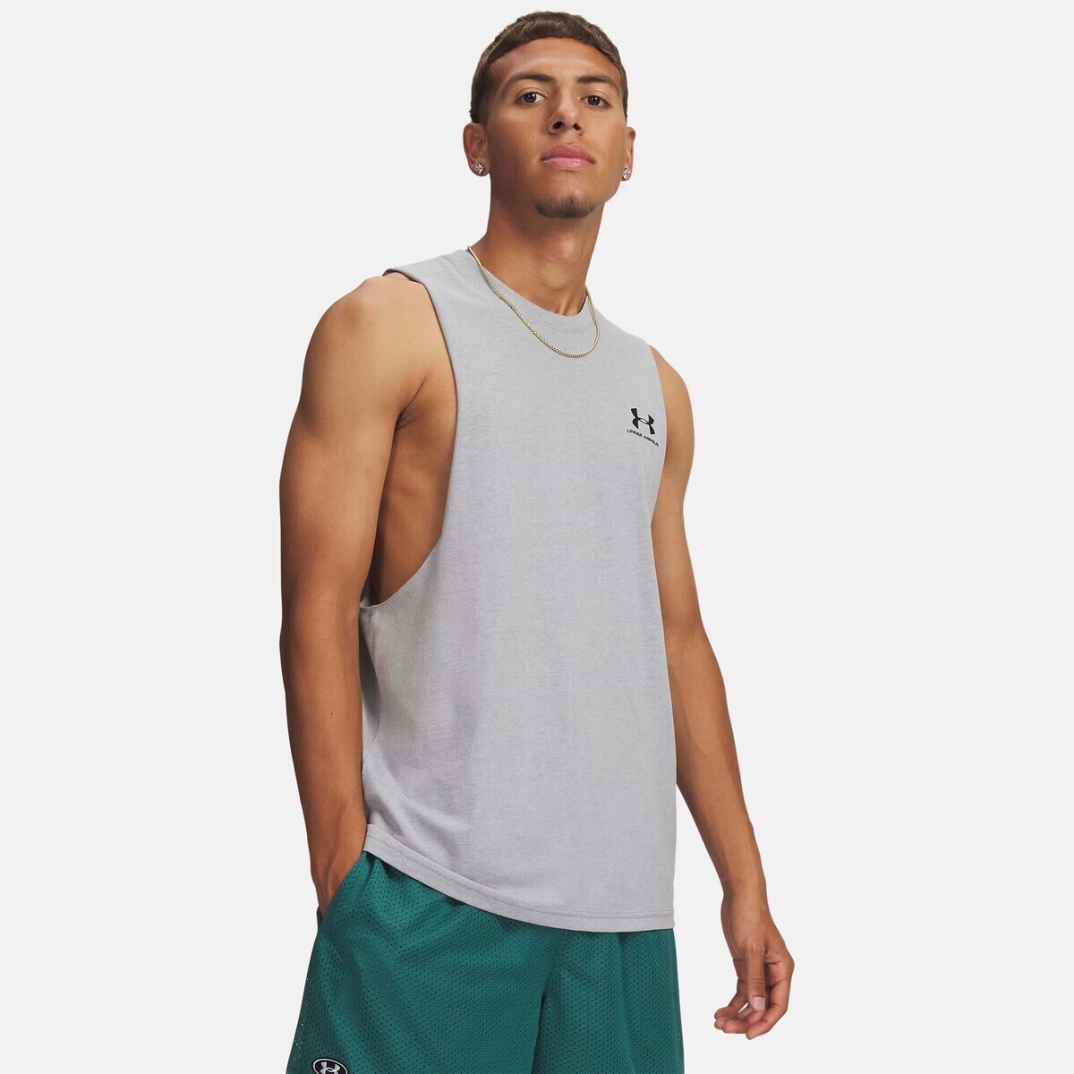 Under Armour  Ua Left Chest Cut Off Tank  Stříbrná