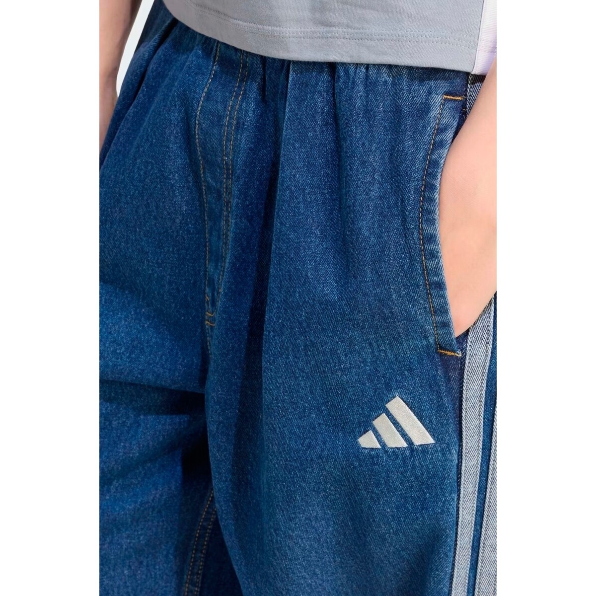 adidas  Kv0618 St  Modrá