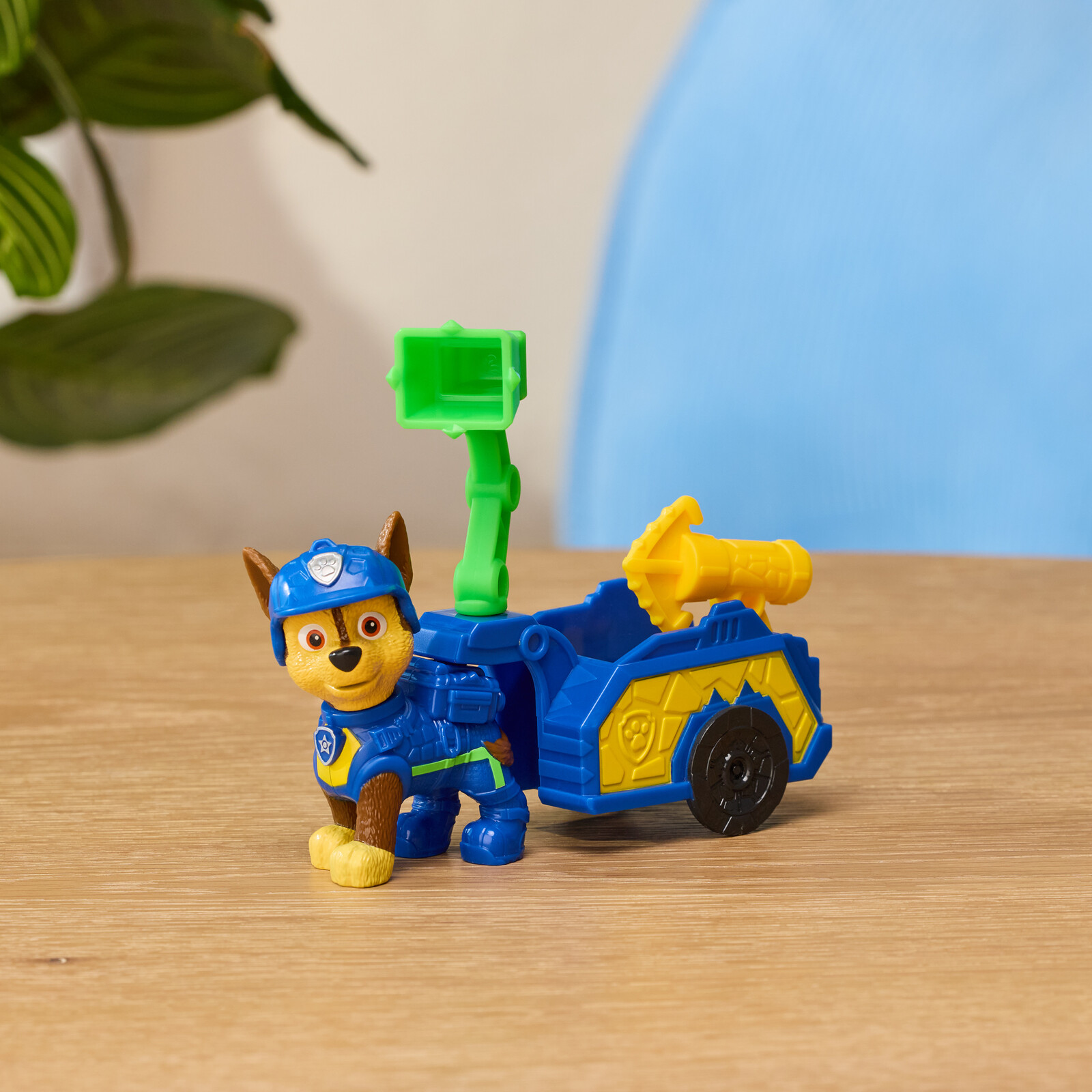 Tlapková patrola dino figurka s vozíkem Chase