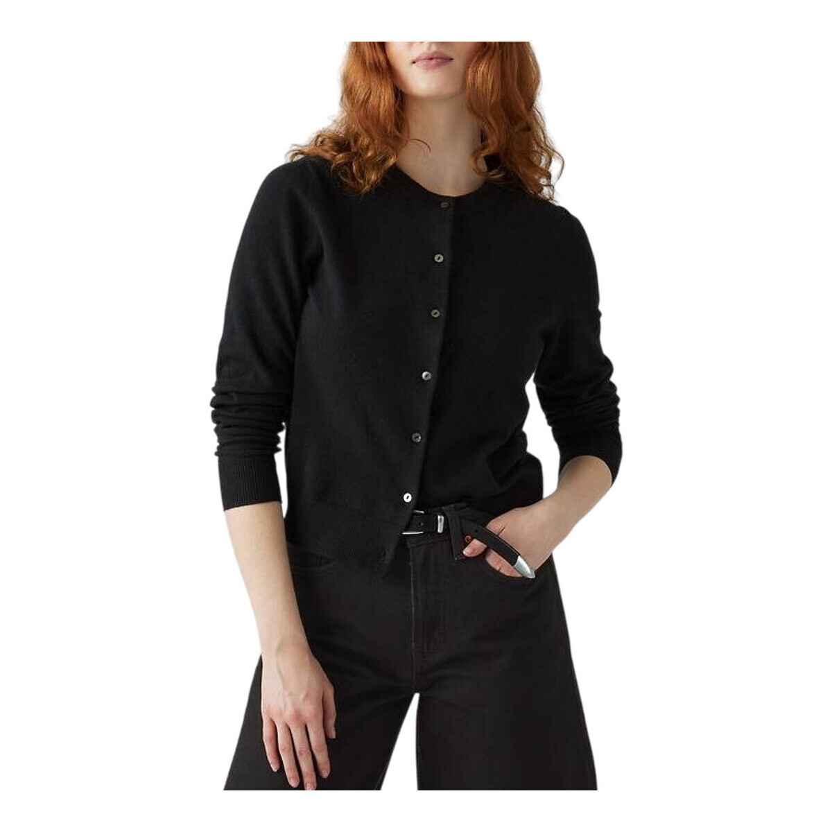Levis  0037P0000  Černá