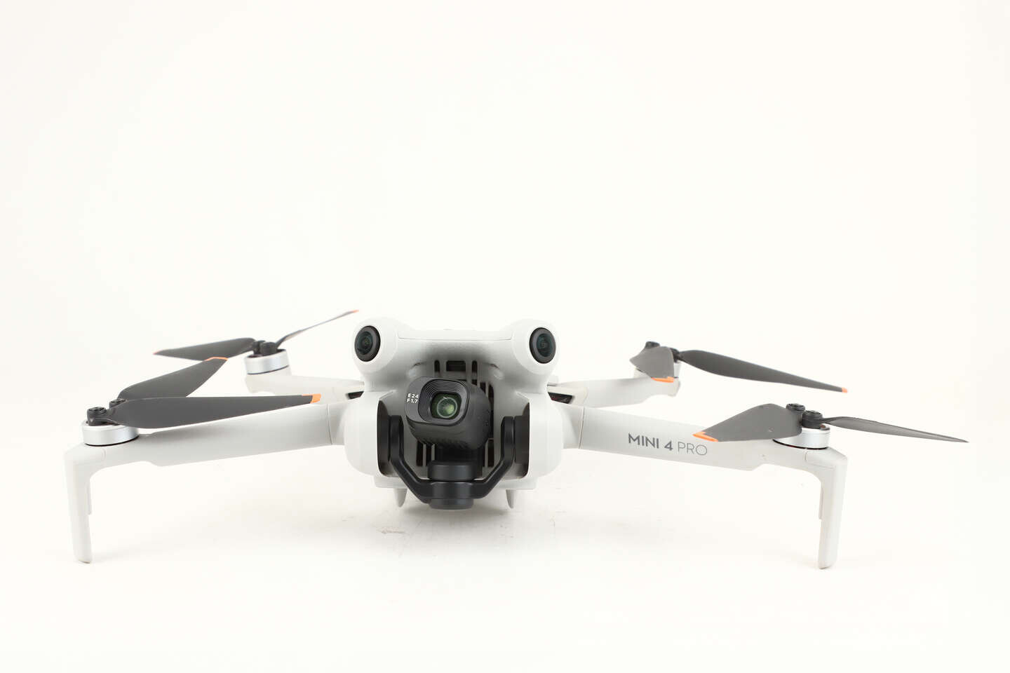 DJI kvadrokoptéra Mini 4 Pro Fly More Combo (DJI RC 2) bazar