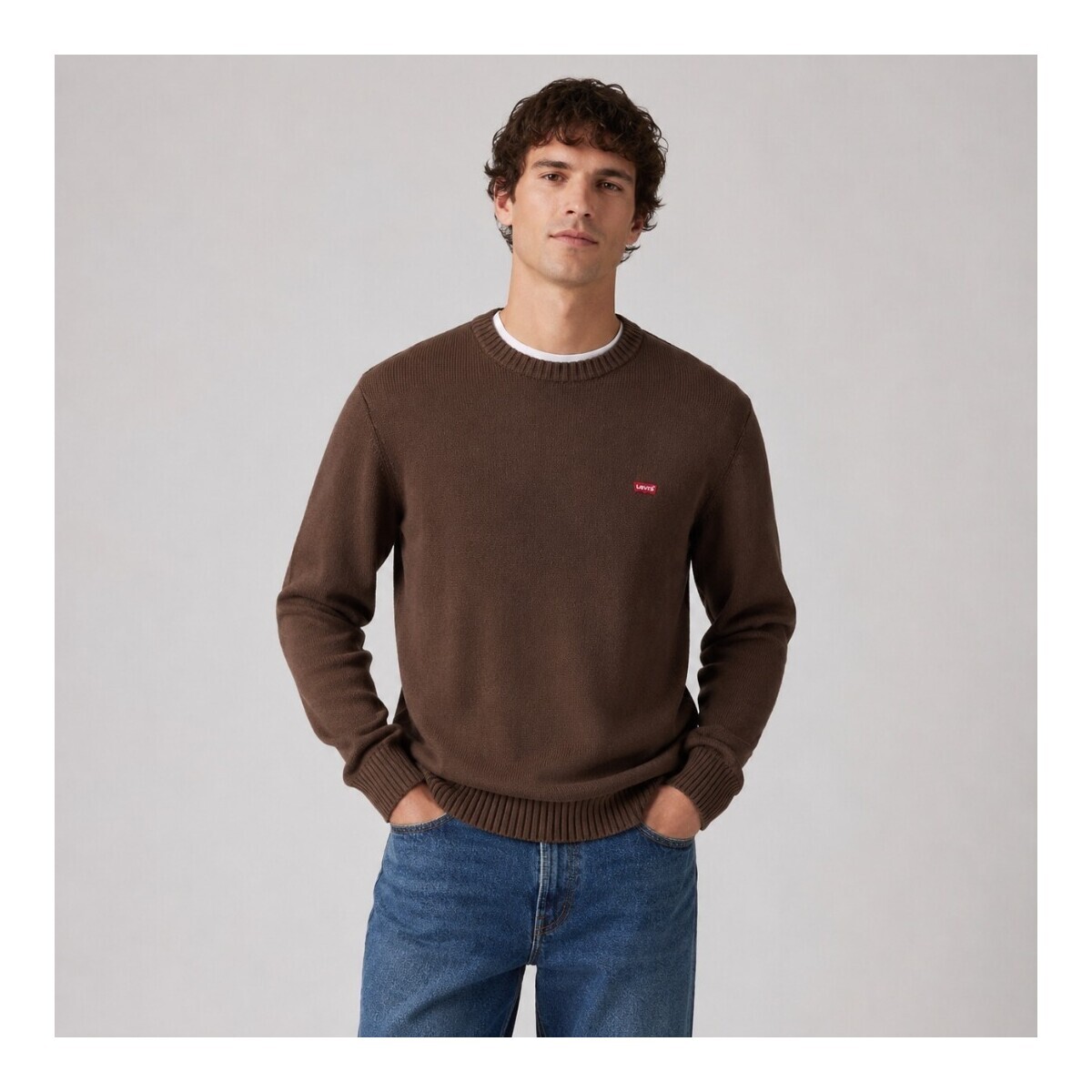 Levis  0002E0039  Hnědá