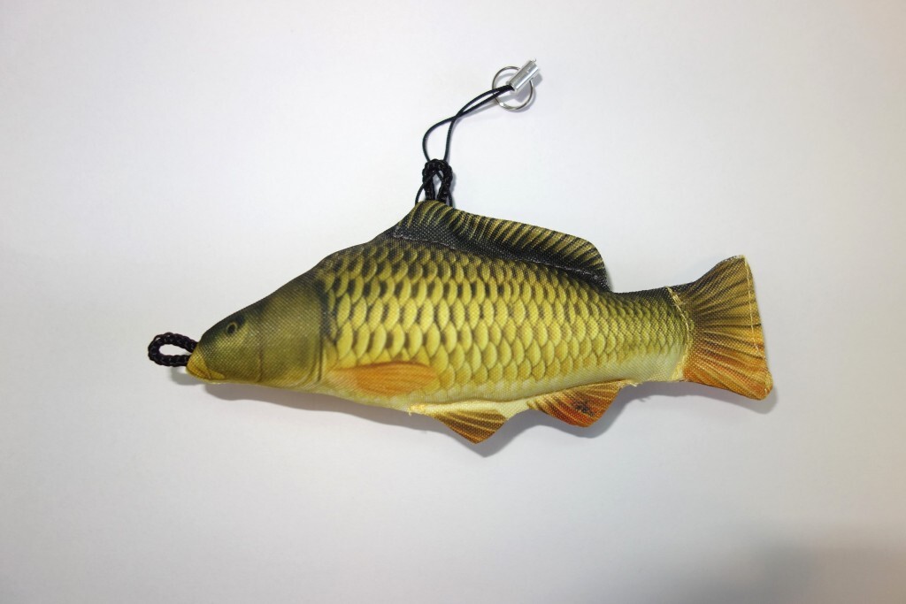 GABY s.c. Kapr šupináč - 12.5 cm přívěšek