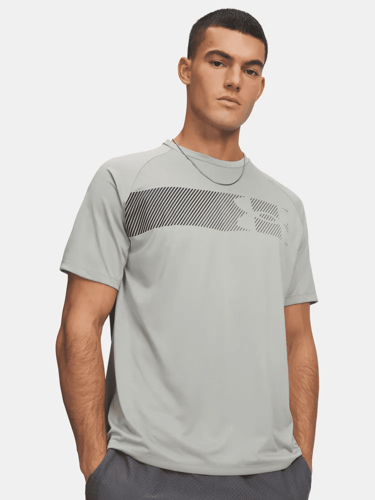 Under Armour Tech Graphic Tee LG