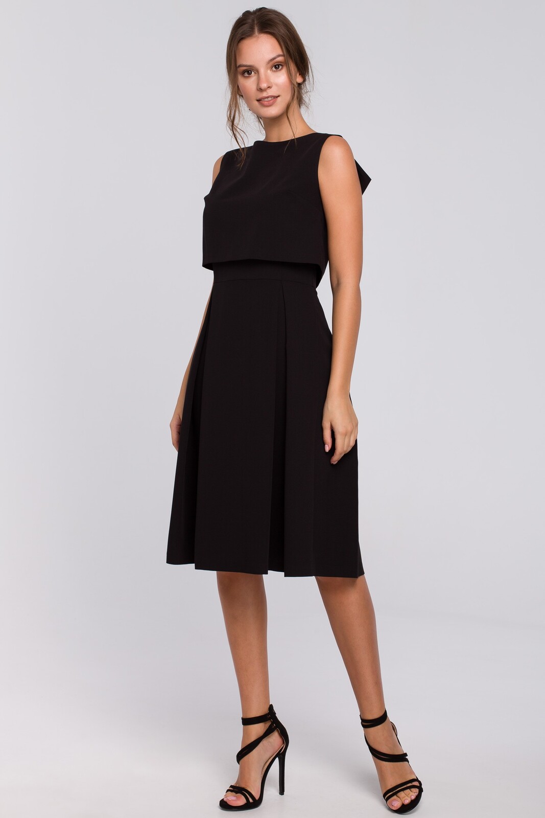 Makover Woman's One-piece jumpsuit with v-neck - navy blue