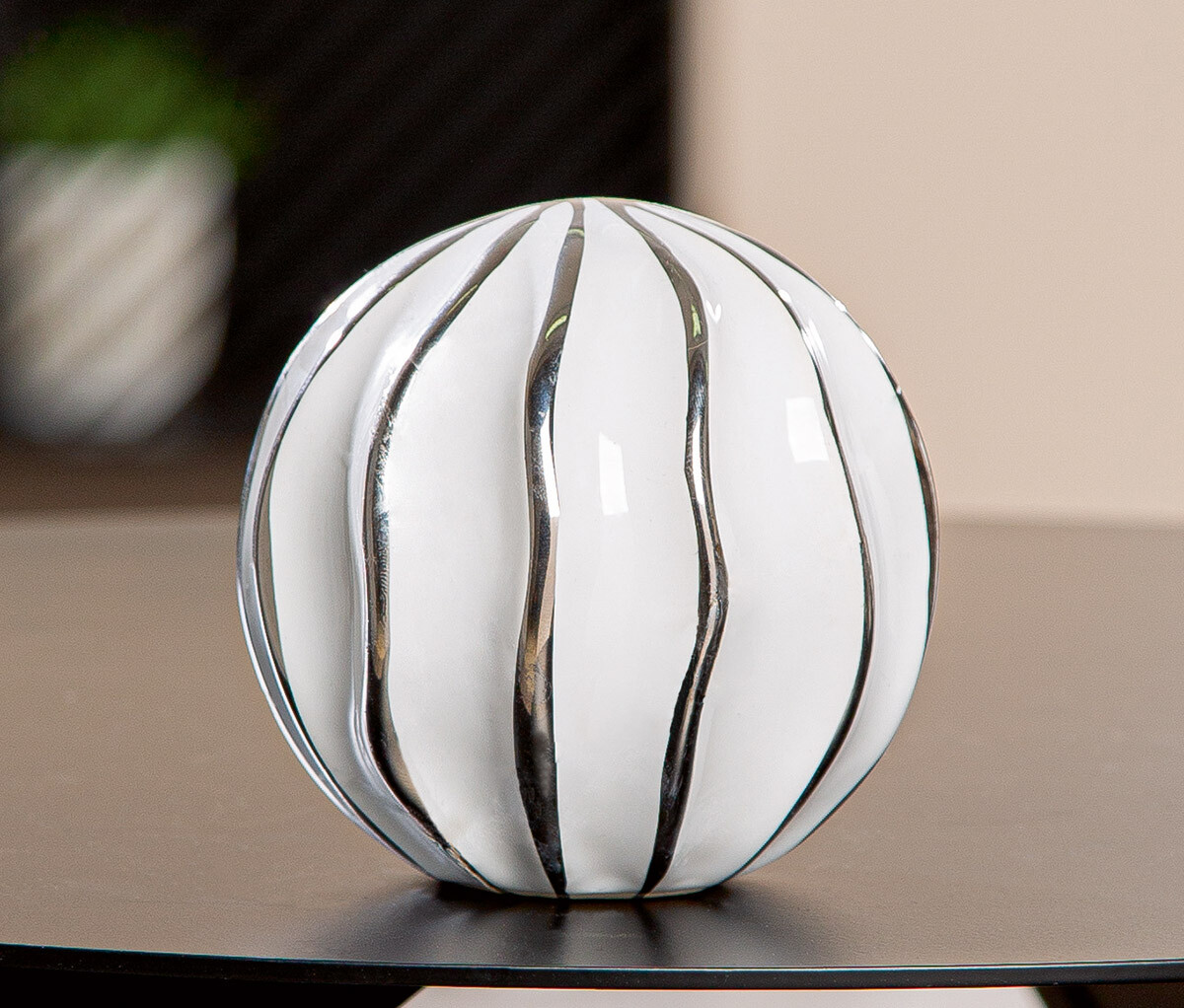 Dekorativní koule Stripes, 9 cm