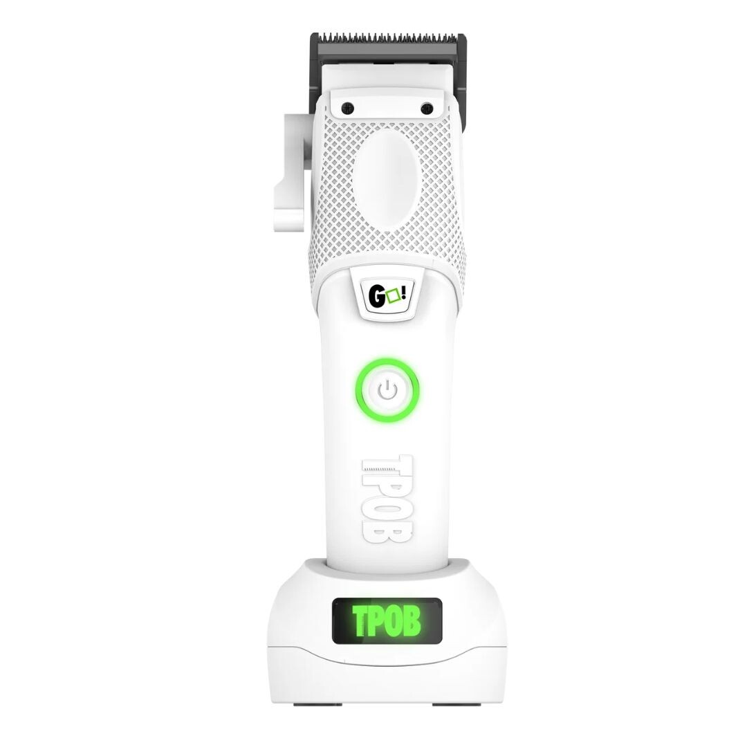 TPOB GO! Clipper - profesionální střihací strojek se dvěma rychlostmi + M22 olej na mazání strojků, 200 ml White - bílý