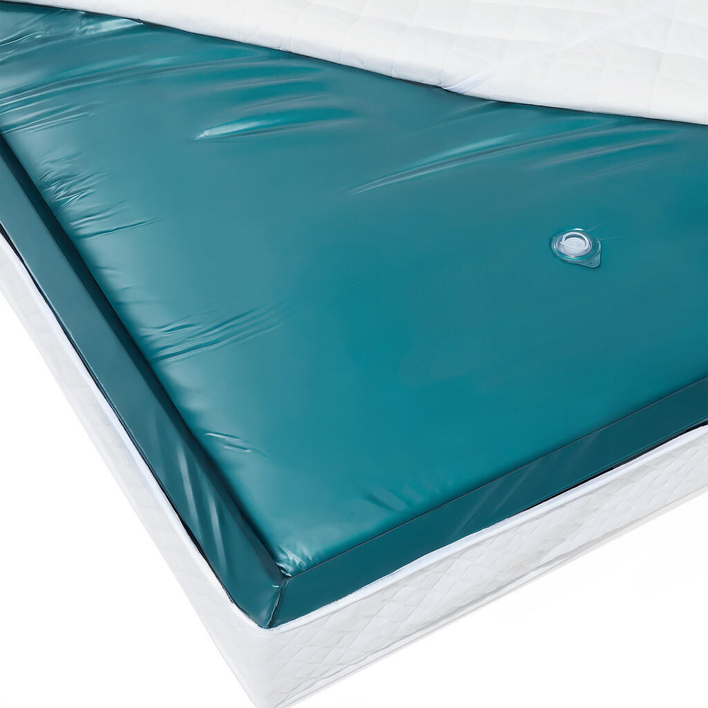 Beliani MATRACE PRO VODNÍ POSTEL Střední zklidněná 140/200/20 cm Monol