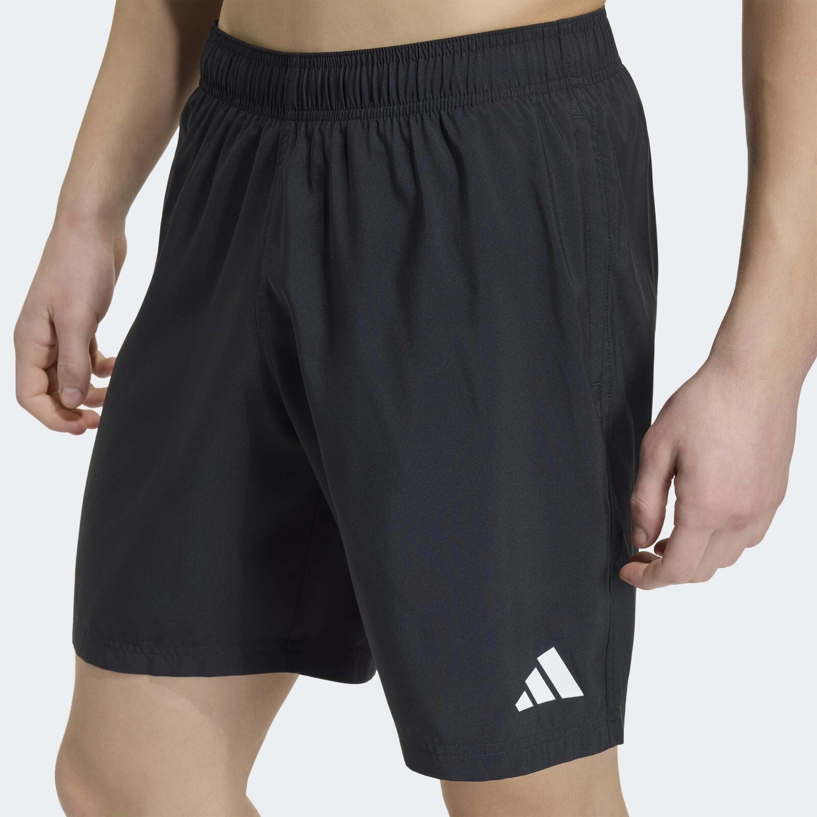 adidas ESS SH 8IN L