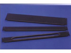 Triton Záslepka 4U- BK