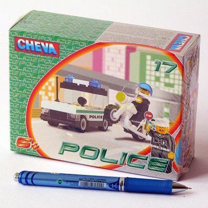Cheva 17 - Policejní hlídka Stavebnice