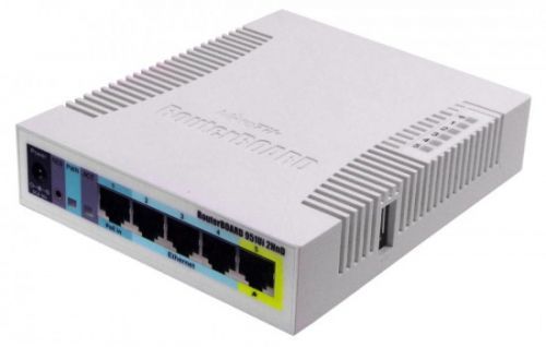 Mikrotik RouterBOARD RB951Ui-2HnD 128 MB RAM/ 600 MHz/ 5x LAN/ 1x USB/ MIMO (2x2)/ 2.4Ghz 802b/g/n/, 1x PoE, vč L4, RB951Ui-2HnD