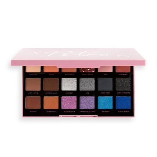 Revolution Paletka očních stínů X Petra XOXO (Shadow Palette) 28,8 g