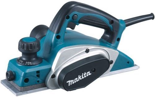Makita kp0800 Hoblík 82mm, 620w