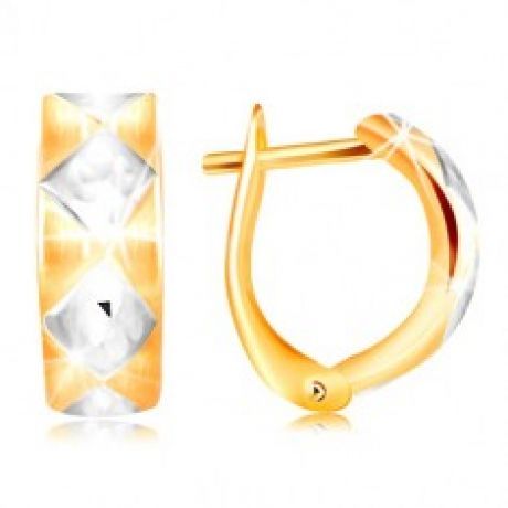 Náušnice ze 14K zlata - matný oblouk zdobený kosočtverci z bílého zlata GG217.05 Miss Sixty