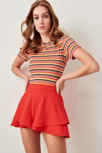 Trendyol Pomegranate Flower Skirt-Looking Shorts