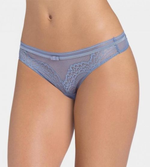 Tanga Beauty-Full Darling String - Triumph - 036 - bílá (0003)