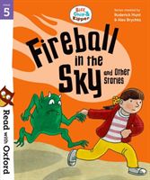 Read with Oxford: Stage 5: Biff, Chip and Kipper: Fireball in the Sky and Other Stories (Hunt Roderick)(Paperback)