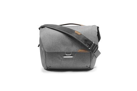 Peak Design Everyday Messenger 13L v2 světle šedá BEDM-13-AS-2