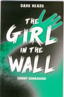 Girl in the Wall (Donbavand Tommy)(Paperback)