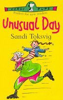 Unusual Day (Toksvig Sandi)(Paperback)
