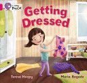 Getting Dressed (Heapy Teresa)(Paperback)