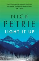Light It Up (Petrie Nick)(Paperback)