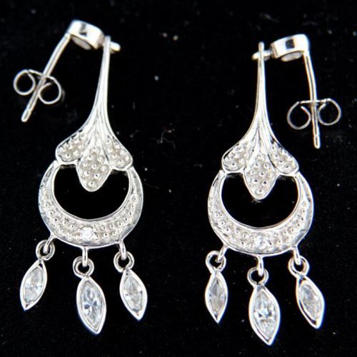 Stříbrné náušnice 14679