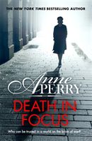Death in Focus (Elena Standish Book 1) (Perry Anne)(Paperback / softback)