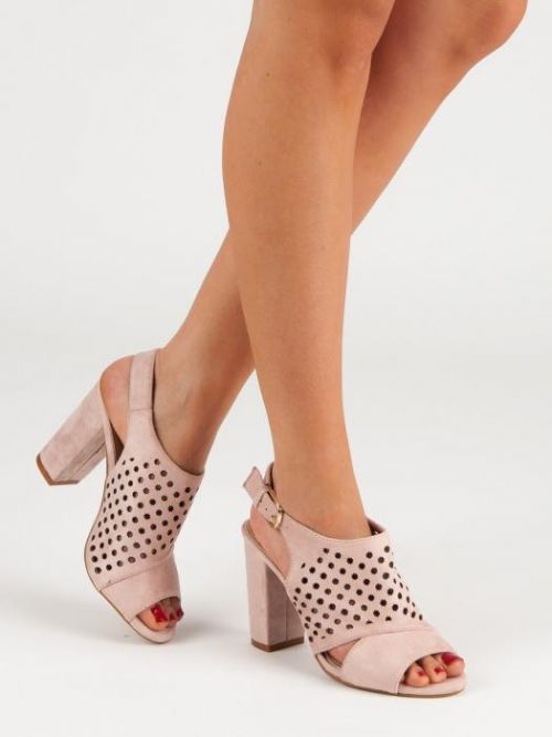 Trendy dámské růžové  sandály na širokém podpatku
