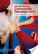 Introduction to Community Development - Theory, Practice, and Service-Learning (Robinson Jerry W.)(Paperback)