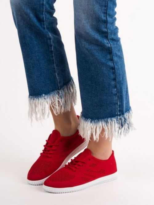 Praktické  tenisky dámské červené bez podpatku