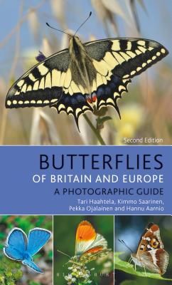 Butterflies of Britain and Europe - A Photographic Guide (Haahtela Tari)(Paperback / softback)