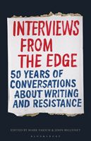 Interviews from the Edge - 50 Years of Conversations about Writing and Resistance(Paperback / softback)
